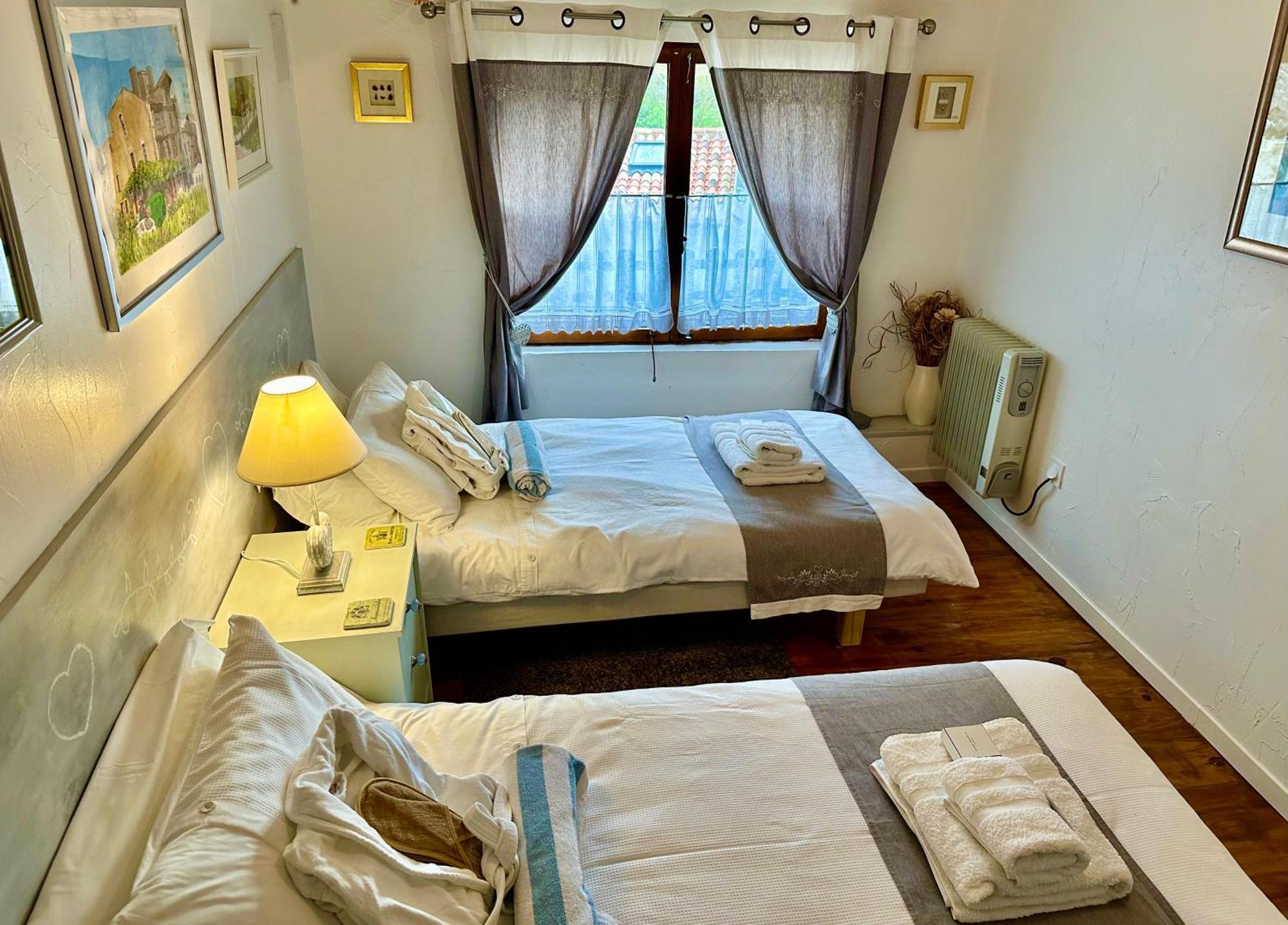 Bois Mort Farm Villa Gourgé Kültér fotó
